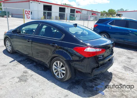2014 Kia Forte Lx z USA, uszkodzony, nr VIN KNAFX4A62E5066301